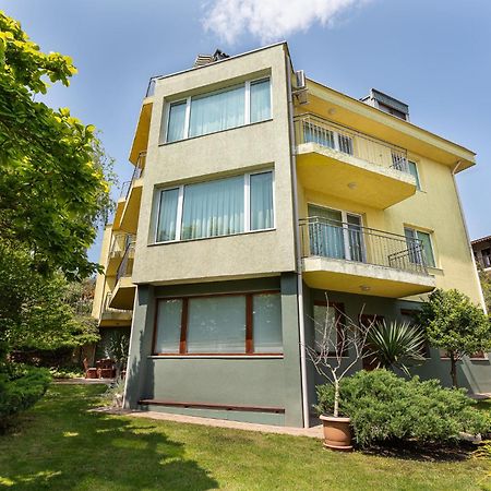 Вила Костадинов Varna Exterior foto